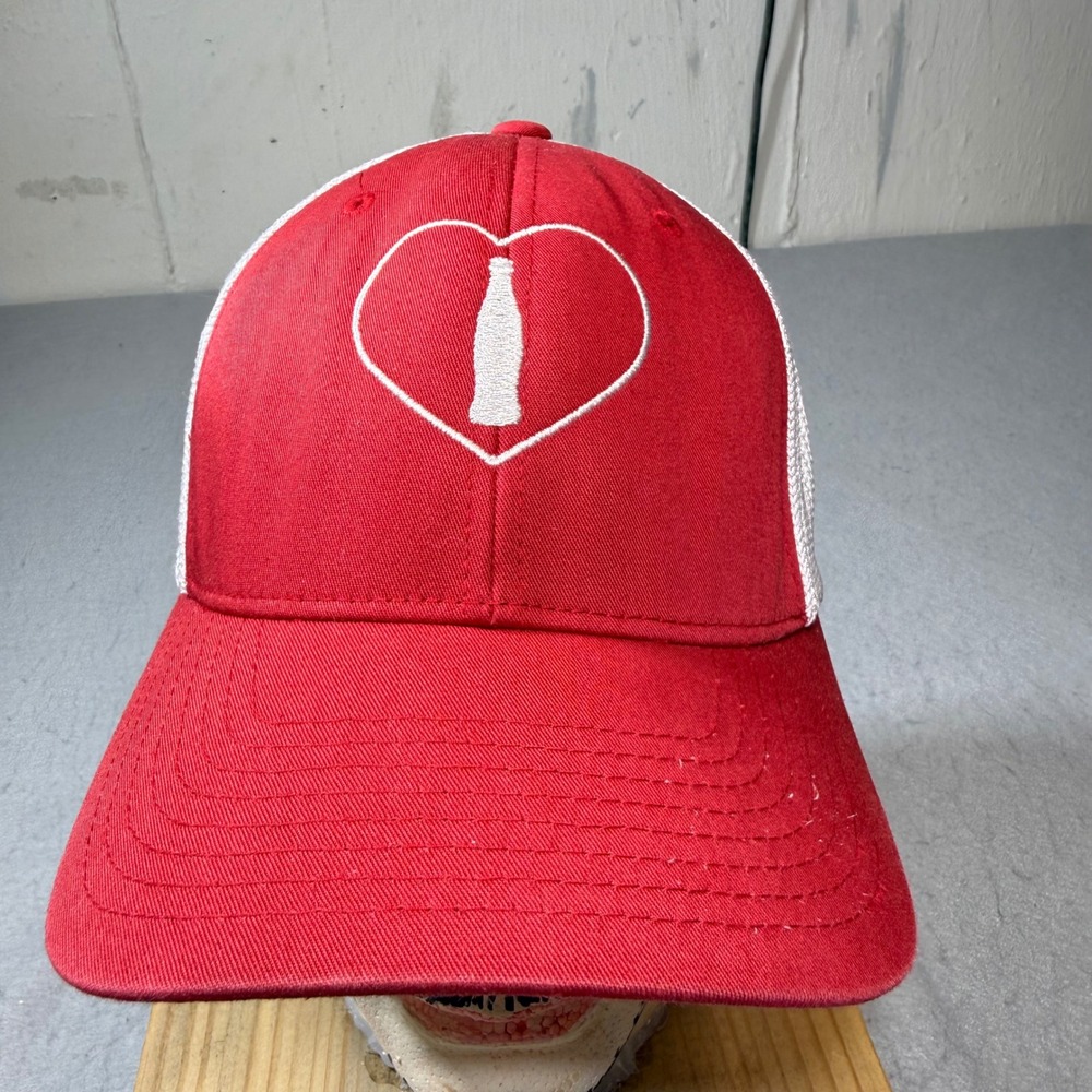 Coca Cola Heart Bottle‎ Logo Red White Mesh Trucker Hat Cap Flexfit